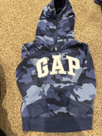 Gap blue camo sweatshirt hoodie  2T