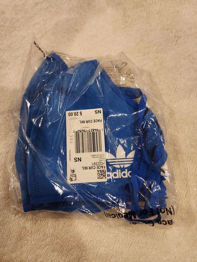 Adidas face cover size small New NEW Set of 2 reusable face mask is made of a breathable