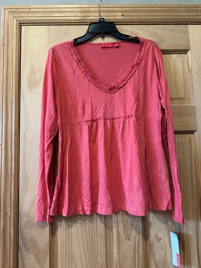 Elle New with tags New with tags Women's - L