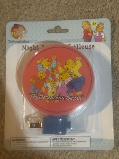 Berenstain Bears Nightlight. Brand New Berenstain Bears Nightlight. Brand New