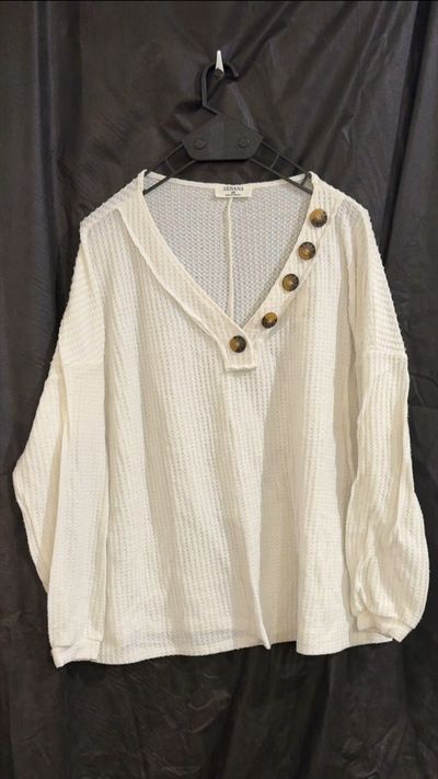 ZENANA WHITE LONG SLEEVE SWEATHER W/ BUTTONS Women's - XXL