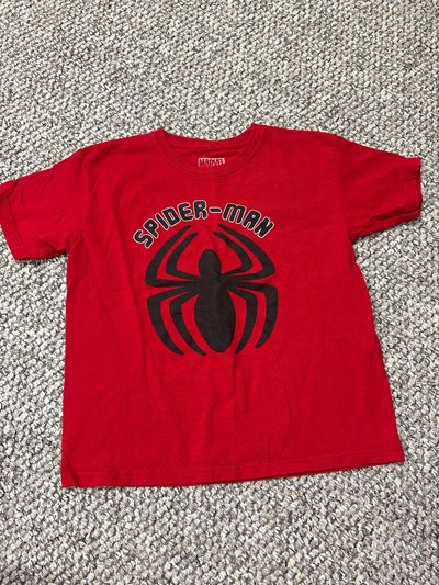 Marvel Spider-Man red tshirt 10-12