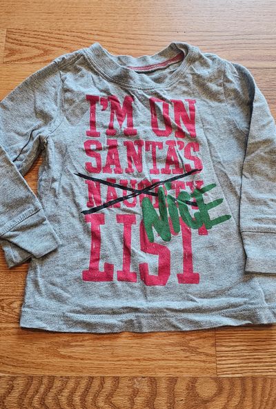 Old Navy Like new boys 3T shirt feature fun texts graphics 3T