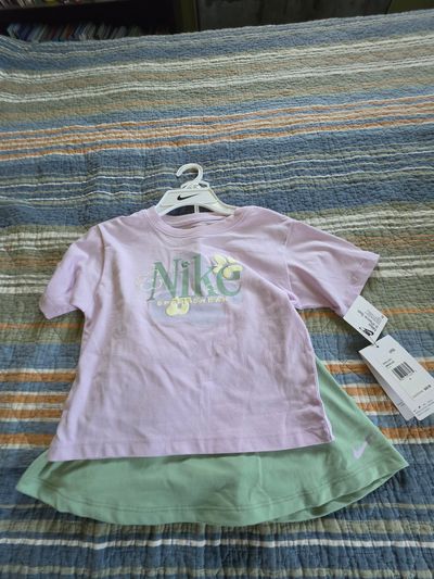 Nike NEW WITH TAGS 2 Piece Purple and Mint Green Skort Set 6T/6