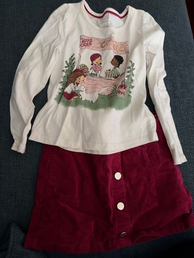 Tahari set maroon skirt with fall long sleeve t  6T/6
