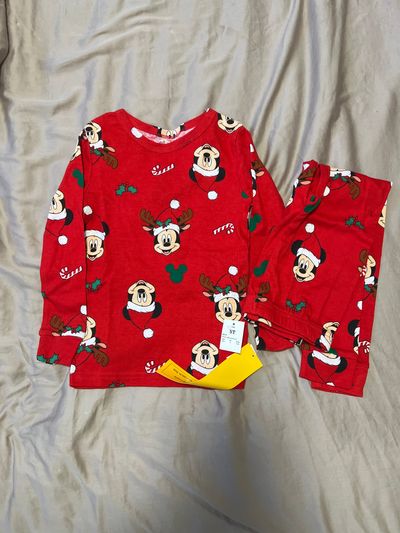Disney New with tag pajama 5T/5