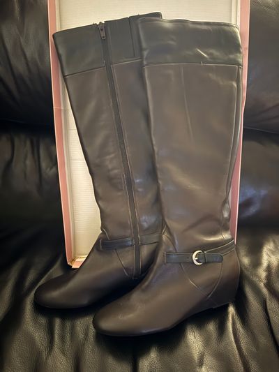 Nine West Brown Leather Boots w/Black Buckle 8 (Adult)