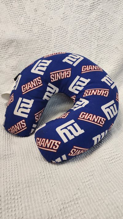 NY GIANTS TRAVEL NECK PILLOW