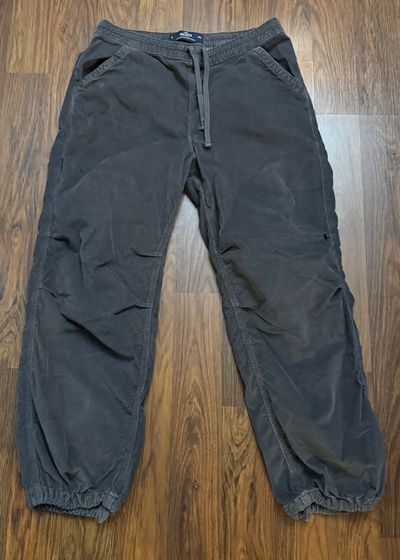 Hollister adjustable, rise, parachute, baggy, gray Women's - L
