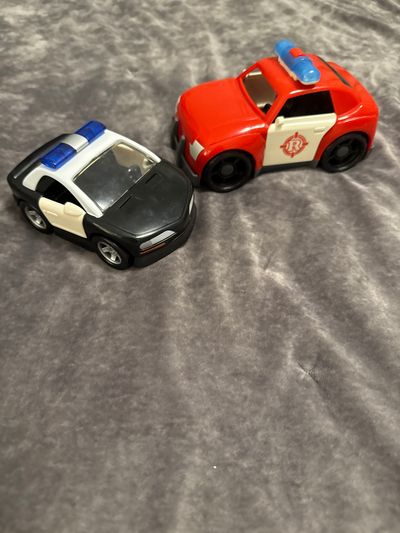 Emergency bundle 4-6 inch vehicles Opening doors plus one with lights and sound