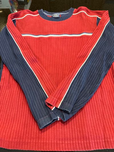 Sonoma large long sleeve knit maroon 10-12