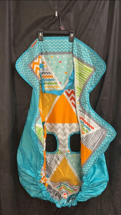 INFANTINO HIGH CHAIR / SHOPPING CART COVER FOLDS INTO CARRYING BAG