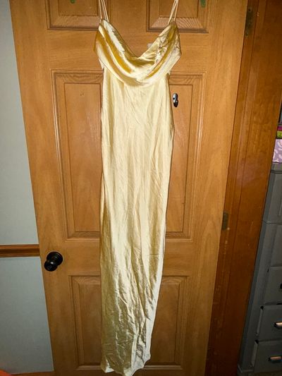 NEW SELFIE LESLIE NEW Butter yellow cowl front dress- VERY HOW TO LOSE A GUY IN 10 Women's - M