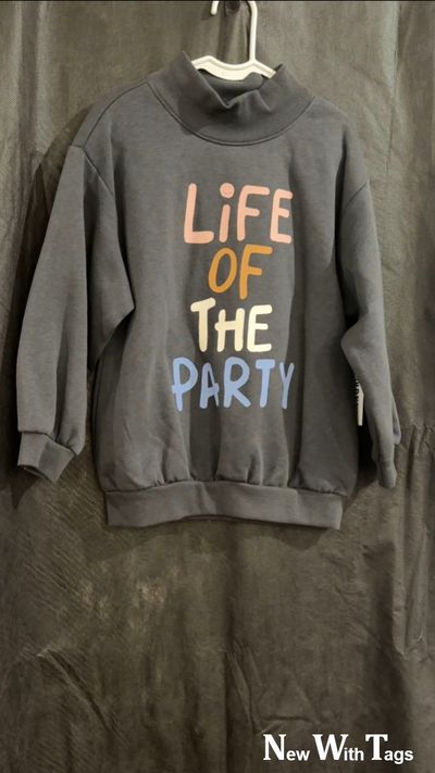 OLD NAVY GRAY SWEATSHIRT 5T/5