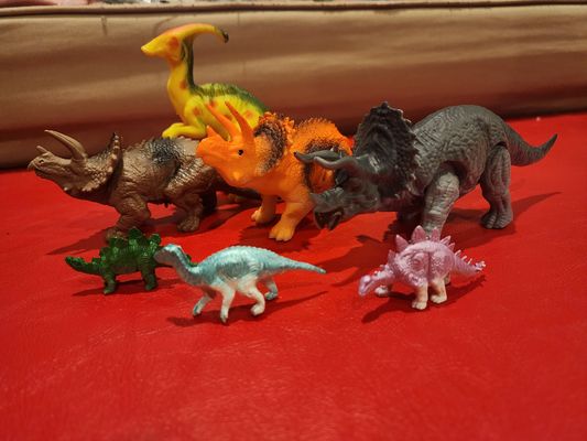 7 Dinosaurs 7 dinosaurs