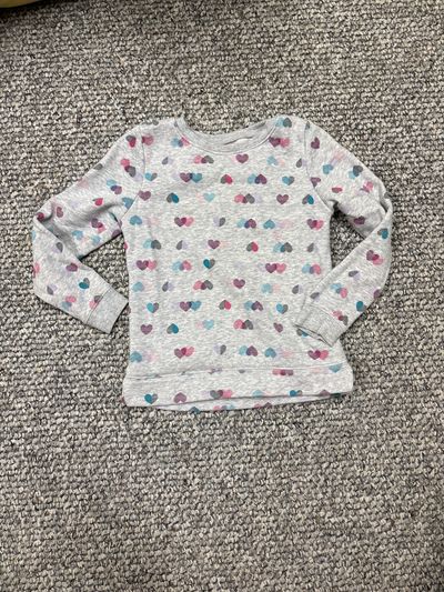Jumping beans Grey heart sweatshirt 6T/6