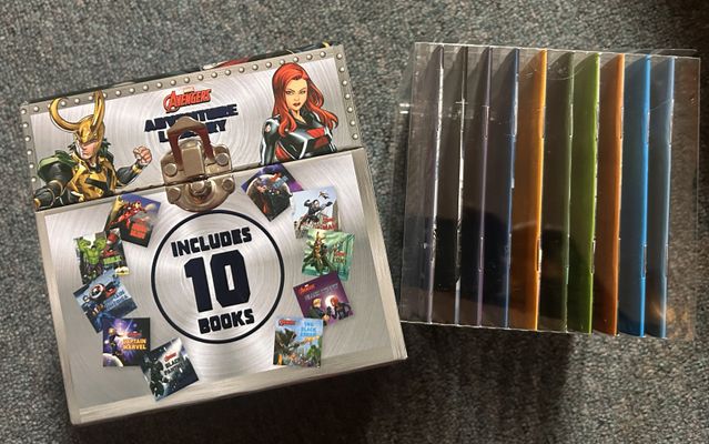 Marvel Brand New Box of 10 Marvel Avengers Mini Comic Book Set