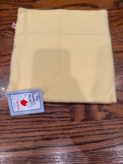 Turtle fur fleece neck warmer new with tags Butter yellow