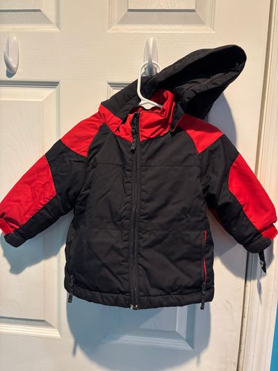 NA Red and black windbreaker, removable lining and hood 2T