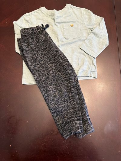 Old navy sage green pocket long sleeve tee Place space dye joggers 2T