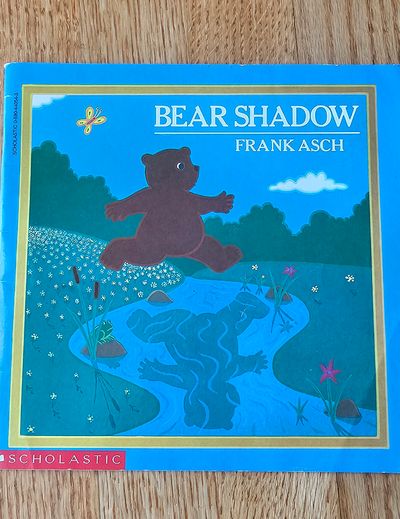 Scholastic Good condition Bear Shadow by Frank Asch