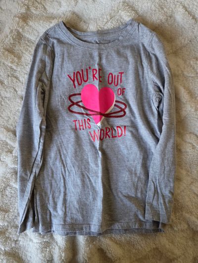 Cat and Jack Long sleeved shirt  6T/6