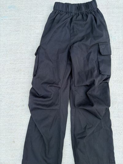 Black pants  7-8