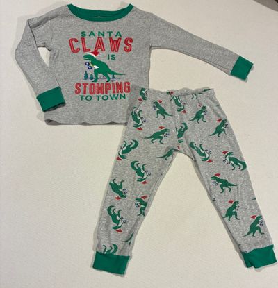 Carters Long sleeve shirt and pants pajamas set, Santa Claws is Stomping 3T