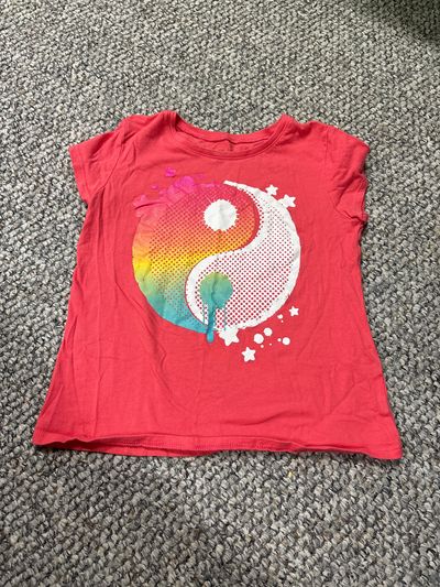 Childrens place Pink shirt sleeve ying yang tshirt 7-8