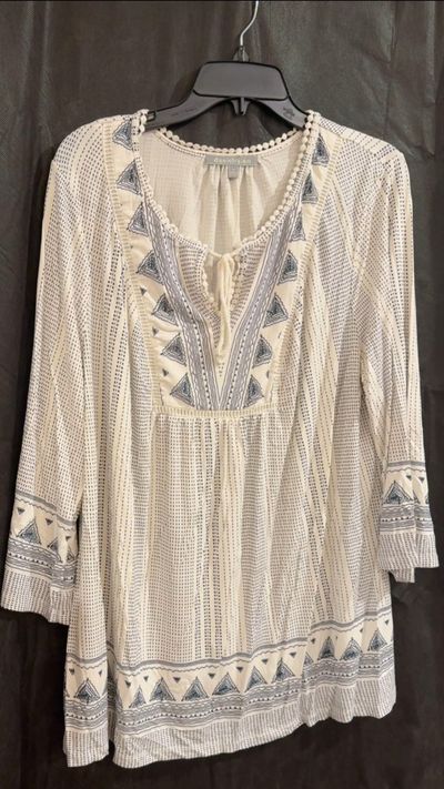 DANIEL RAINN WHITE/BLUE TOP Women's 1X