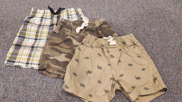Carter's Bundle of summer shorts 18 Months