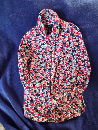 Gap Kids Button Down Long sleeved shirt size small 6T/6