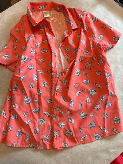Blair  top brand new Coral and seashells Women's - XL