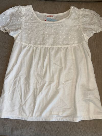 Brand new Cat and jack Brand new white short sleeve retails.8! 6T/6