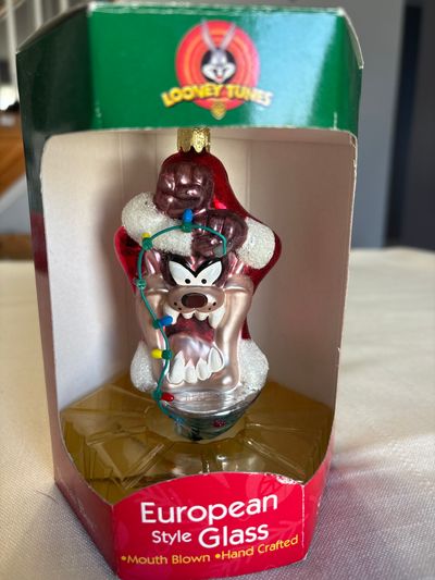 New - Looney Tunes Glass ornament Tasmanian Devil