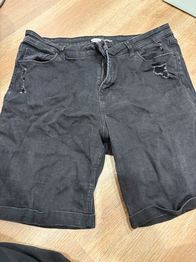 Old navy Bermuda shorts high waist black Women's 18