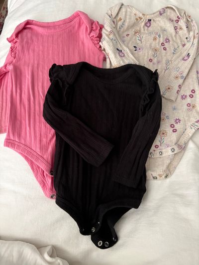 Garanimals 3 long sleeve ruffle onesies 6-9 Months