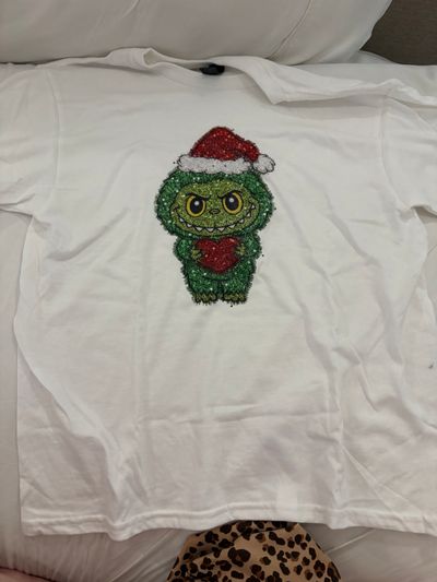 Gildan Labubu Santa size large 10-12