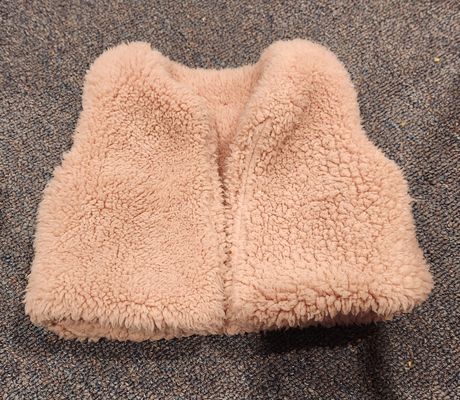 NA Fluffy pink vest 3-6 Months