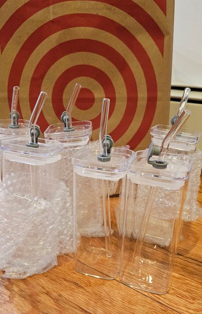 N/A BN 6 drinking glass with glass lids and glass straws