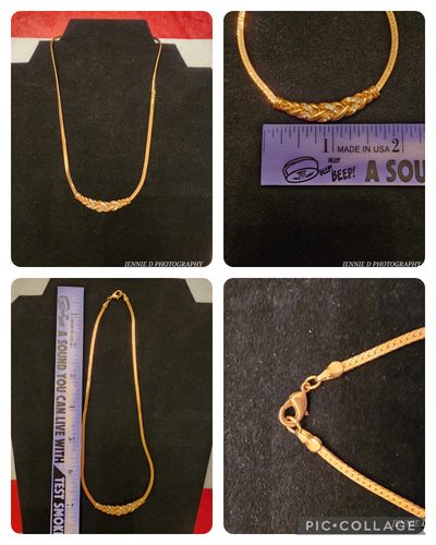 Fake gold thin necklace Necklace with faux diamonds