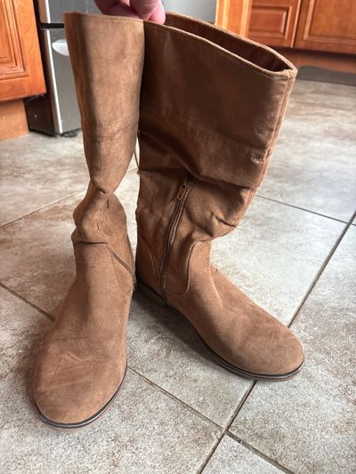 The Childrens Place Brown/tan suede style boots with zippers 3 (Big Kid)