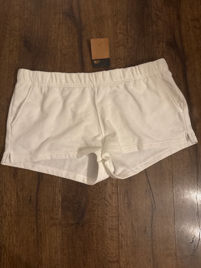 New with tags The North Face White Comfy Shorts Elastic waist, cotton. $50 retail Women's - XL
