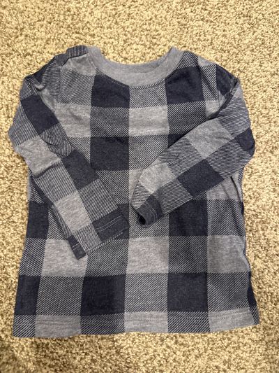 Old navy long sleeve top  18-24 Months