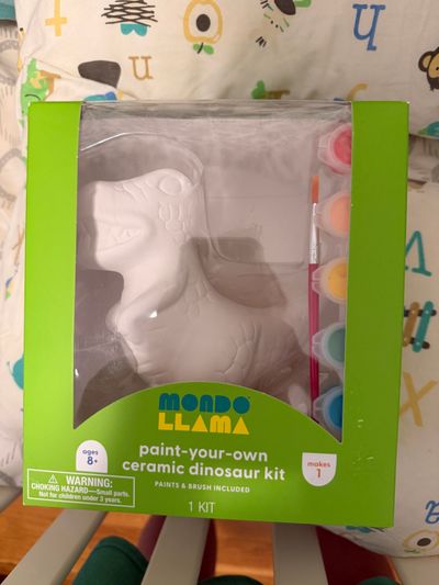 Modo llama Plaster paint dinosaur kit