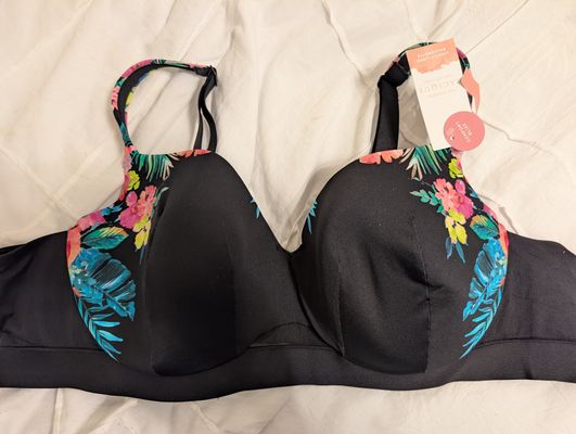 Lane Bryant 48B Cacique Bra black floral Cacique balconette bra in black with floral design Women's 3X