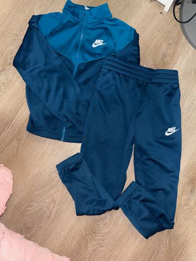 Nike Size small teal hoodie and sweatpants set