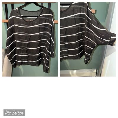 Womens See through flowy black and white striped top Women's - L