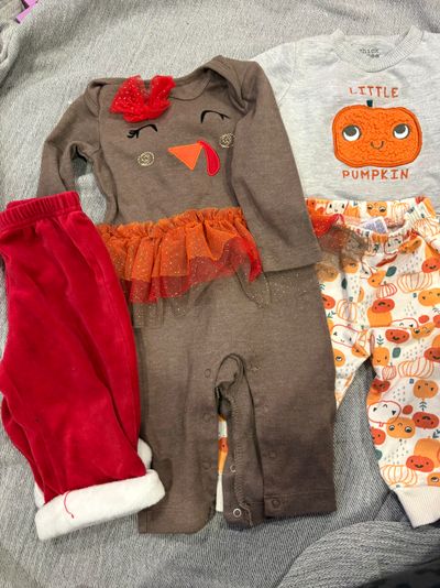 Various Fall winter holiday outfits 6-9 Months
