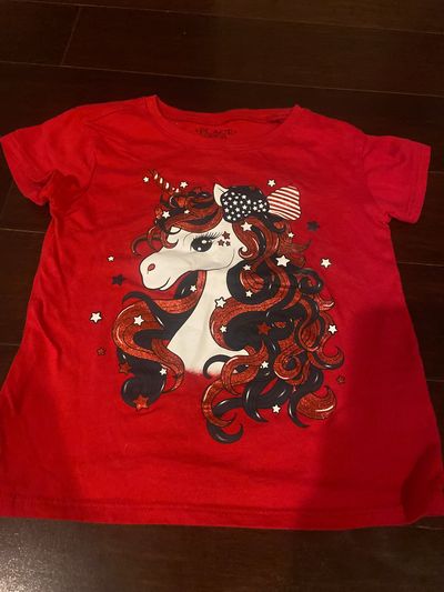 Childrens place Size 4 xs red shirt sleeve sparkly shirt 4T